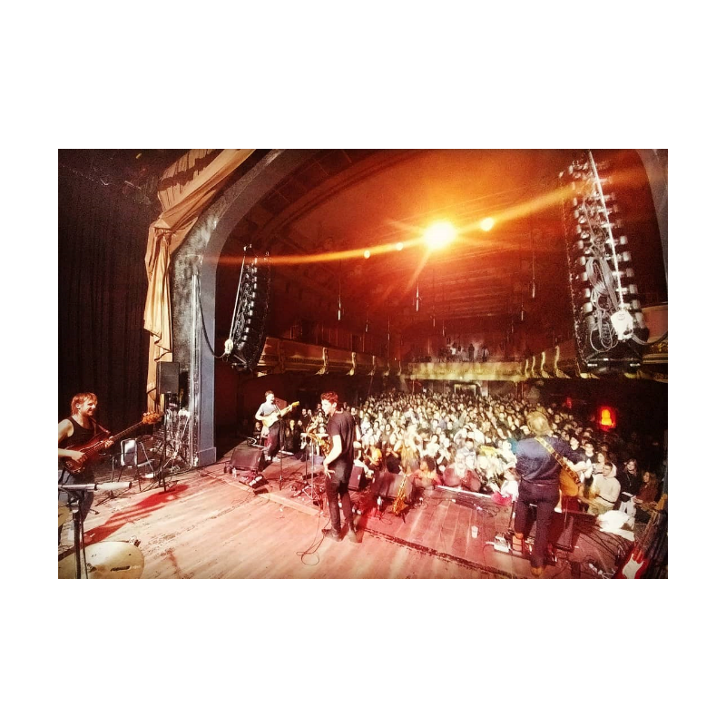 This image has an empty alt attribute; its file name is kosmo3-1.png